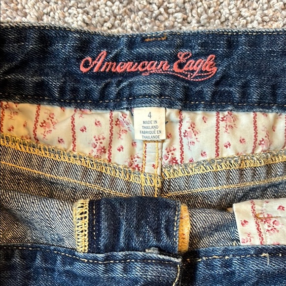 American Eagle size 4 Denim Mini Skirt - Picture 2 of 3